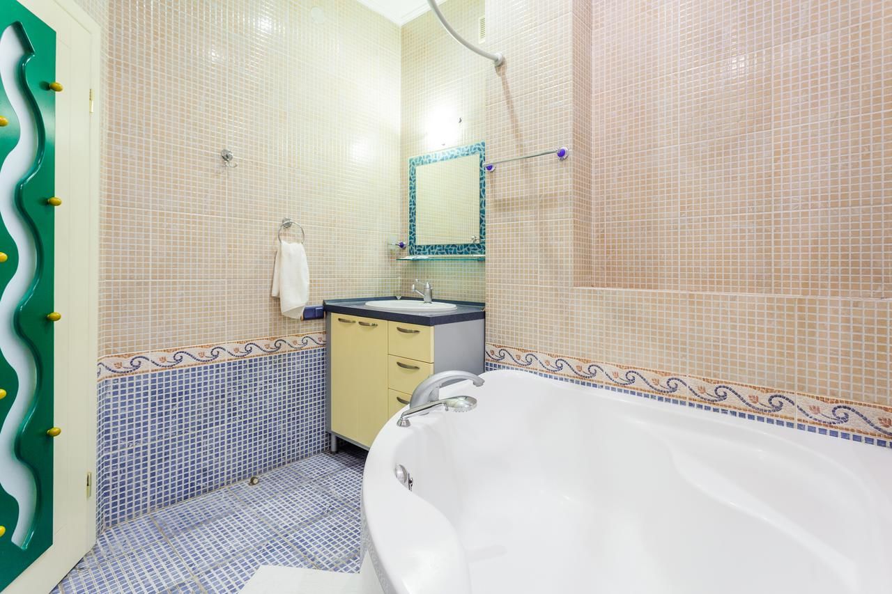 Апартаменты Partner Guest House Baseina Киев-43