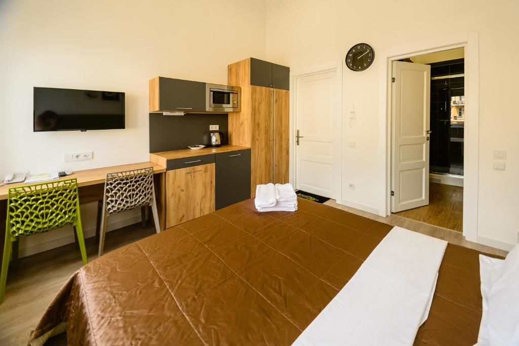Апартаменты Partner Guest House Baseina Киев-52