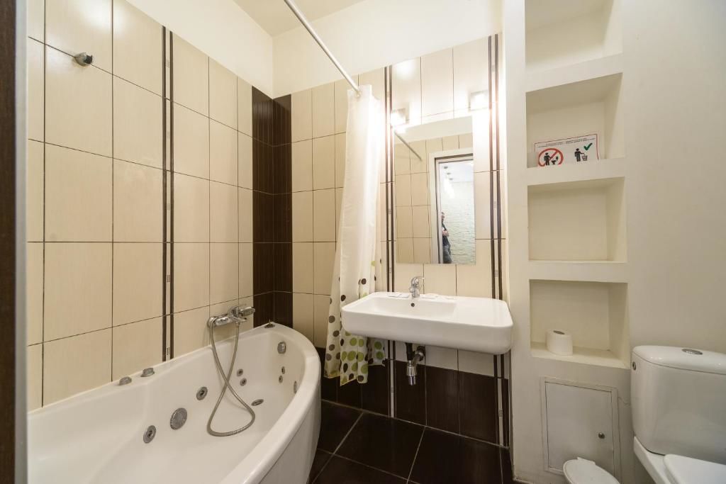 Апартаменты Partner Guest House Baseina Киев-88