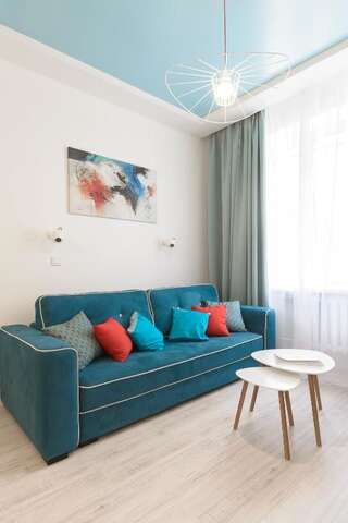 Апартаменты Partner Guest House Baseina Киев Современные светлые апартаменты на 1 этаже с 1 спальней-2