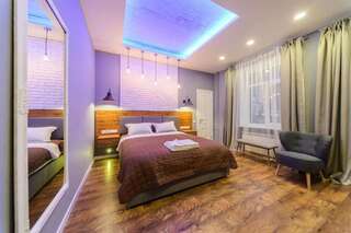 Апартаменты Partner Guest House Baseina Киев Апартаменты с балконом-2