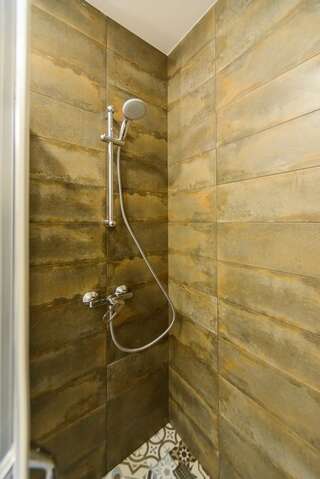 Апартаменты Partner Guest House Baseina Киев Апартаменты с балконом-1