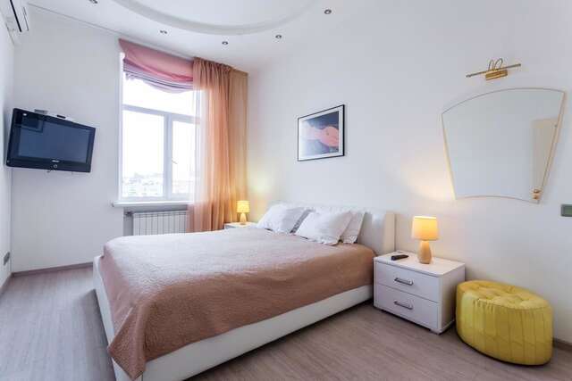 Апартаменты Partner Guest House Baseina Киев-41