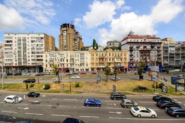 Апартаменты Partner Guest House Baseina Киев-54