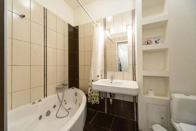 Апартаменты Partner Guest House Baseina Киев-87