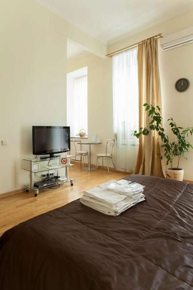 Апартаменты Partner Guest House Baseina Киев-97